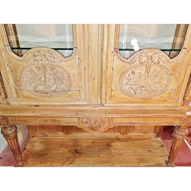 18th C. French Country Louis XVI Vitrine Biblioteque For Sale In West Palm - Image 6 of 15