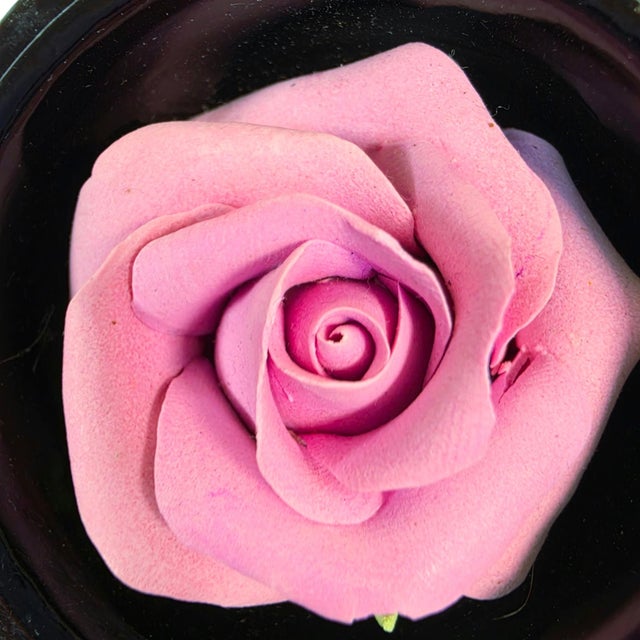 Vintage Japanese Lacquerware Round Trinket Box With Porcelain Rose Accent For Sale - Image 12 of 17