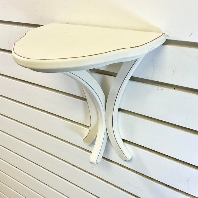 Late 20th Century Late 20th C Shabby Chic Farmhouse Wall-Mounted Painted Wood Shelf-Bracket For Sale - Image 5 of 8