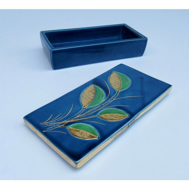 1960s Vintage C.1960's Italian Aldo Londi for Bitossi Ceramic Glazed Lidded Keepsake/Decorative Accent Box For Sale - Image 5 of 12