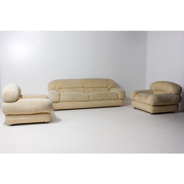 Italian Lounge Chairs in Cream Coloured Fabric, 1970s, Set of 2 For Sale - Image 10 of 16
