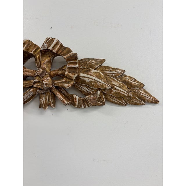 Vintage Carved Giltwood Louis XVI Ribbon Bow & Laurel Wall Ornament – 19" For Sale - Image 4 of 18