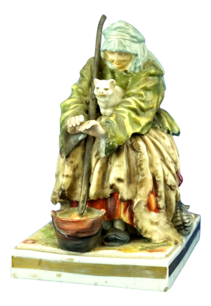18th Century Porcelain Sculpture of a Beggar by Real Casa Ferdinandea Naples, Ginori Doccia, Italy