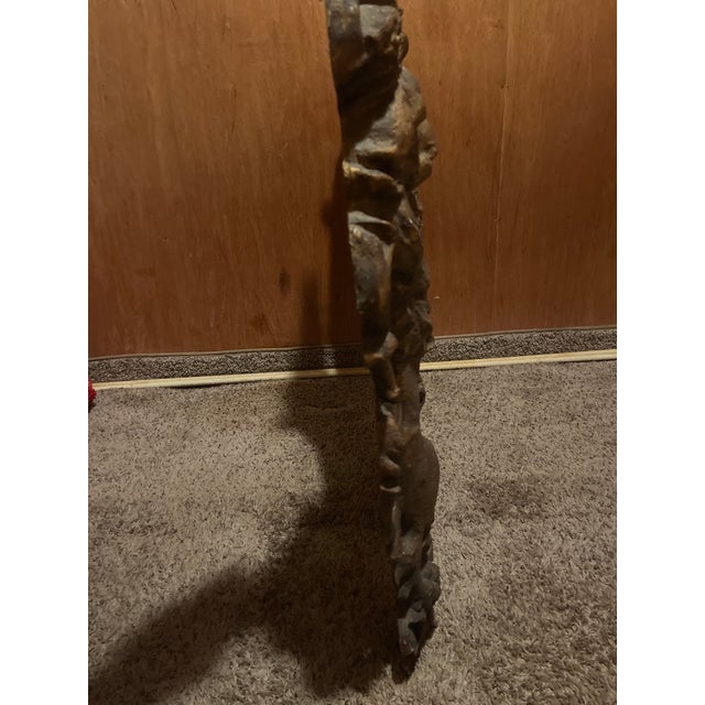 Mid-Century Modern 1950s British Coat of Arms Wall Plaque. For Sale - Image 3 of 3