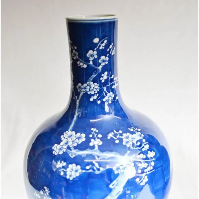 Chinese Temple Jars in Blue and White Porcelain Urns, Set of 2 For Sale - Image 4 of 8