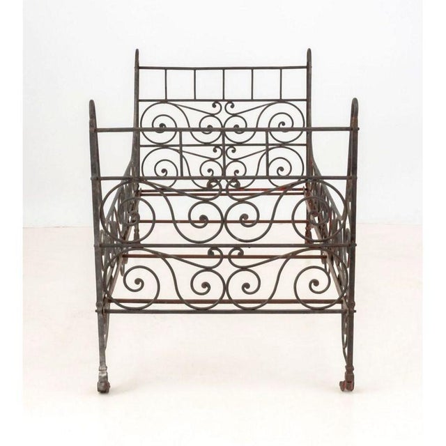 Antique French Iron Campaign Daybed For Sale In New York - Image 6 of 8