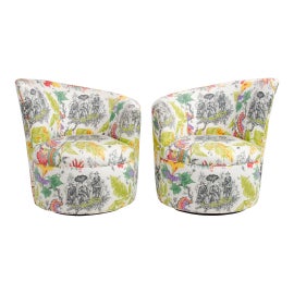 Example of Mid-Century Modern Accent Chairs