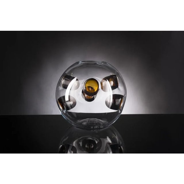 Italian Craftsmanship Sfera Rovigo Bolle Interne Muranese Glass Vase from VGnewtrend For Sale - Image 4 of 4