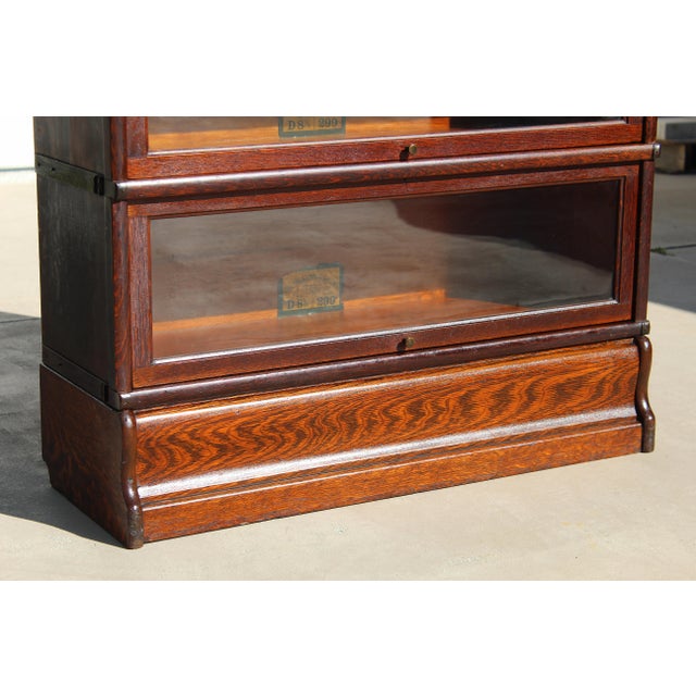 Antique Globe-Wernicke 3-Tier Tiger Oak Barrister Bookcase – Grade 299 For Sale - Image 13 of 17