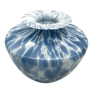 Maestri Vetrai Vase Hand Blown Art Glass Blue White With Silver Sparkles 9in For Sale