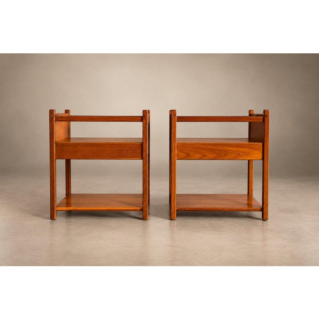 Pair of Sergio Rodrigues “Yara” Side Tables in Freijó Wood with Drawers and Glass Tops, Brazil, 1960s For Sale - Image 10 of 18