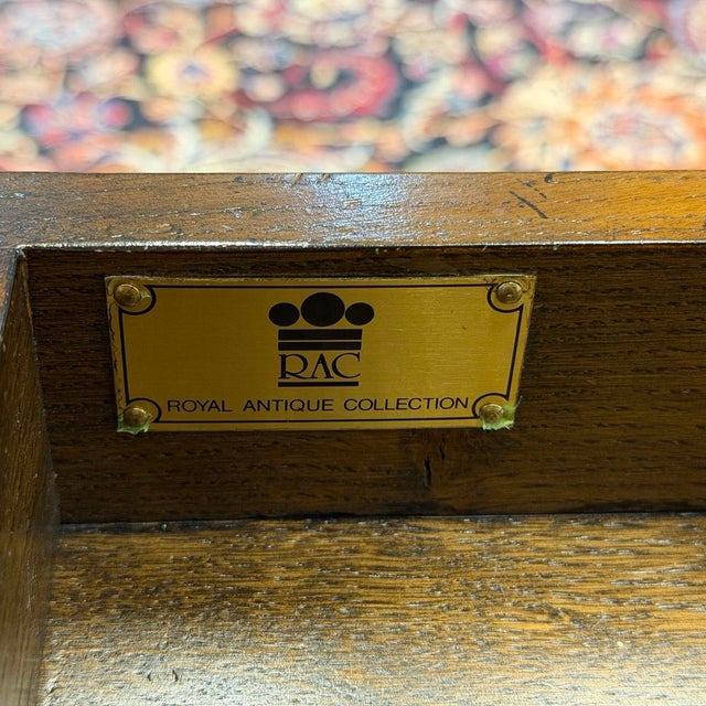 Classic English Chesterfield Desk from RAC For Sale - Image 14 of 18