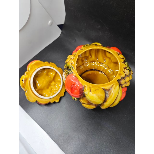 1980s Vintage Ardco Fine Quality Dallas Harvest Fruit Canister Cookie Biscuit Jar For Sale - Image 5 of 6