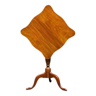 Mid 20th Century Queen Anne Antique Style Henkel Harris Mahogany Tilt Top Candle Stand For Sale