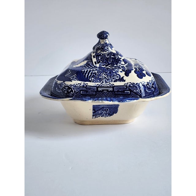 Late 19th Century Antique Staffordshire Blue Willow Serving Bowl For Sale - Image 5 of 12