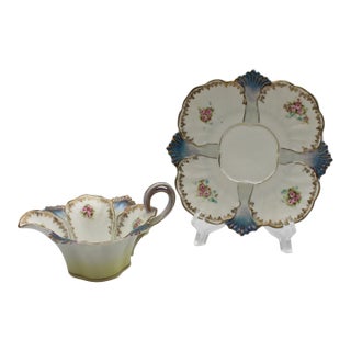 Late 19th Century Porcelain Sauce Boat & Undertray by R. S. Prussia For Sale