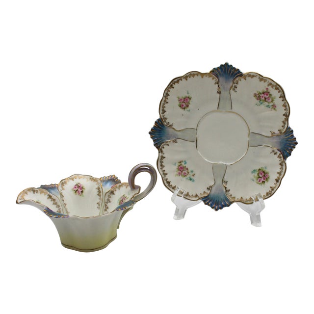 Late 19th Century Porcelain Sauce Boat & Undertray by R. S. Prussia For Sale