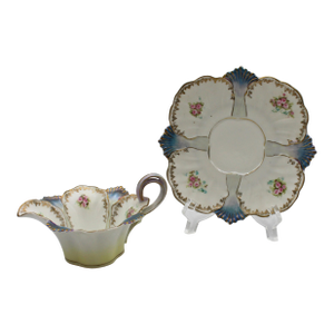 Late 19th Century Porcelain Sauce Boat & Undertray by R. S. Prussia