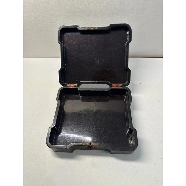1930s Antique Japanese Lacquer Box, 1930s For Sale - Image 5 of 13