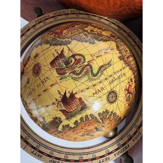 Globe-Shaped Bookends, France, 1970, Set of 2 For Sale - Image 6 of 8