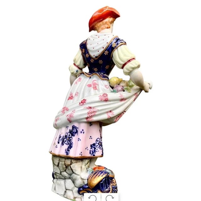 Manufacture de Sevres Pair of Early 19th Century Sevres Porcelain Figures For Sale - Image 4 of 12