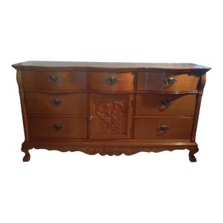 1990s Vintage Lexington Victorian Sampler Triple Dresser For Sale