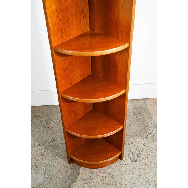 1960s Mid Century Danish Modern Corner Bookshelf Unit Teak Rounded Shelf Vintage For Sale In Sacramento - Image 6 of 11