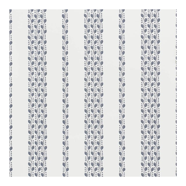 Sample - Schumacher Lillian Vine Wallpaper in Carbon For Sale
