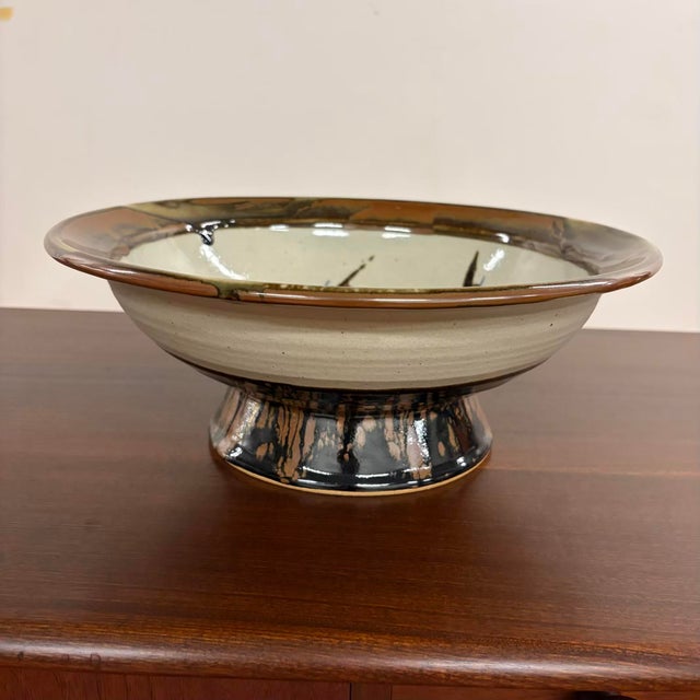 Vintage Japanese Mashiko Ware Pedestal Bowl by Takaichi Tokoi For Sale - Image 9 of 11