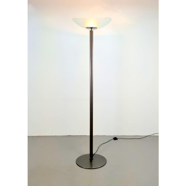 Metal Postmodern Tebe Floor Lamp by Ernesto Gismondi for Artemide, Italy, 1980s For Sale - Image 7 of 14