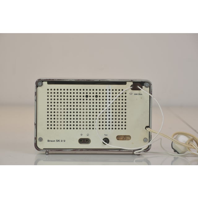 Mid-Century Modern SK 2/2 Table Radio from Braun, 1950s For Sale - Image 3 of 9