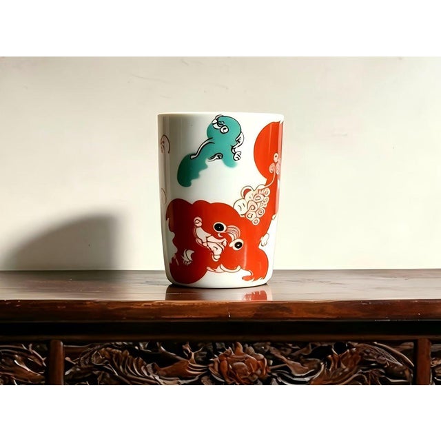 W-10.5cm,H-13.5cm Experience the beauty and elegance of Chinese history with our Chinese Vintage Porcelain Handcrafted...