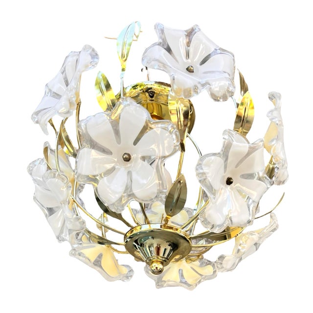 Transparent Hollywood Regency Floral Ceiling Lamp, Italy, 1980s For Sale - Image 8 of 17