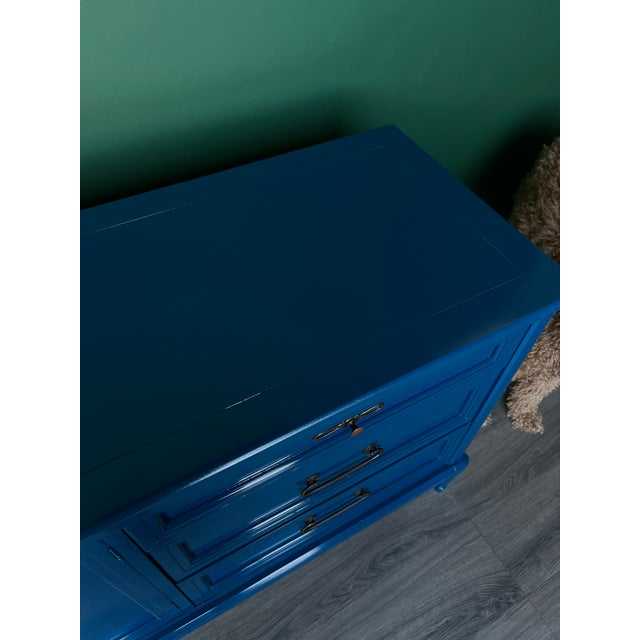 Wood 1970s Mid-Century Modern Walnut High Gloss Blue Lacquered Dresser For Sale - Image 7 of 17