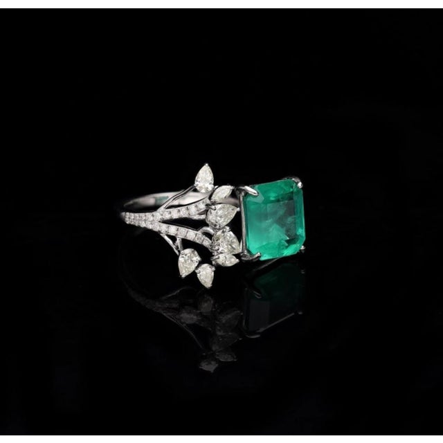 Arts & Crafts 4.85 Ct Emerald Cut Emerald & 0.92 Ct Diamond Bypass Ring in 18 Kt Gold Size 7 For Sale - Image 3 of 18