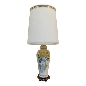 Marbro Asian Style Hand Painted Porcelain Table Lamp