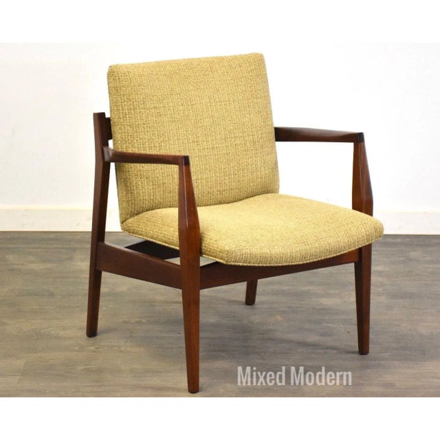 Jens Risom Walnut Lounge Chair For Sale - Image 9 of 9