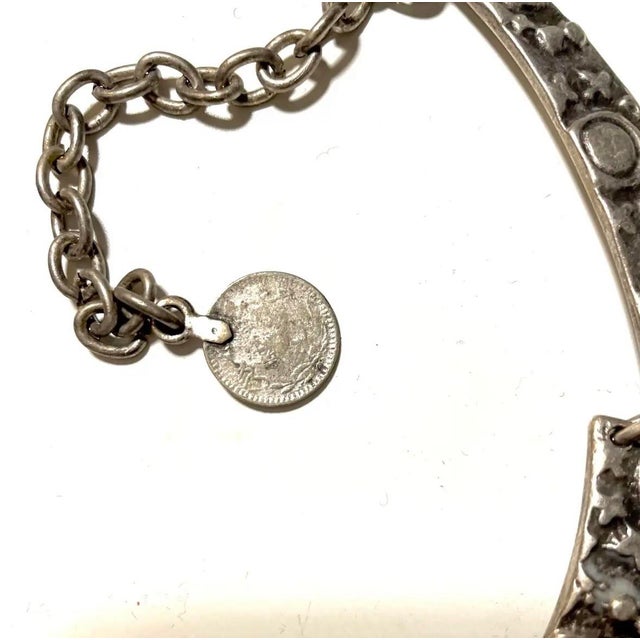 1980s Vintage Ottoman Revival Hammered Silver-Tone Statement Collar Necklace For Sale - Image 4 of 4