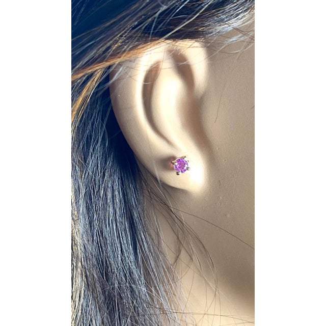 Matched Pair Pink Sapphire 0.65 Carat 0.20 Inch 14 Karat Yellow Gold Stud Earrings - 2 Pieces For Sale In New York - Image 6 of 9
