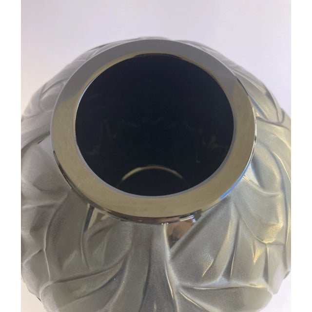 Lalique Lalique France Tanzania Hand Painted Zebra Vase Black Crystal Enamel 1991 8.25 For Sale - Image 4 of 5