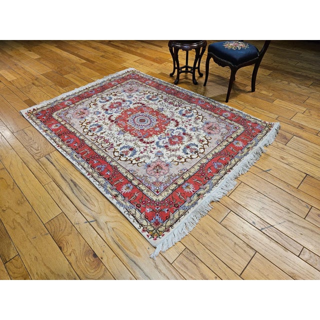 Vintage Persian Tabriz Area Rug, Handwoven Floral Pattern With Silk, Ivory & Salmon, 5’ X 7’ For Sale - Image 11 of 12