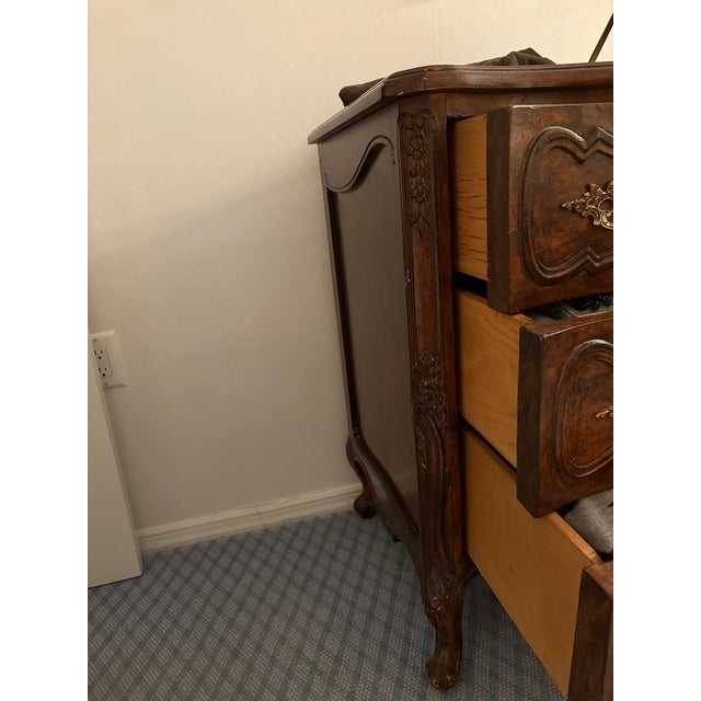 1970s Original Lewis Mittman Inc. Carved Walnut Provincial Louis XV 6 Drawer Double Dresser Including Original Bill of Sale. For Sale In New York - Image 6 of 17