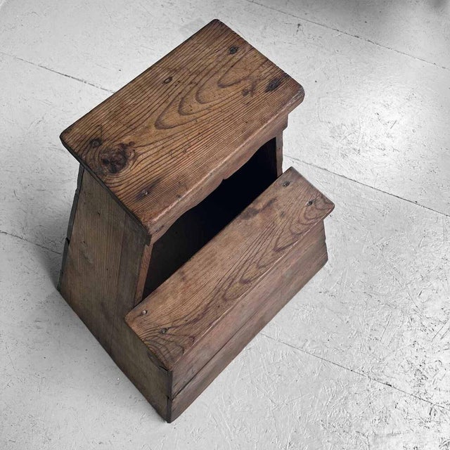 Brown Large Shōwa Era Minimalist Fumidai Step in Wood, Japan, 1940s For Sale - Image 8 of 10