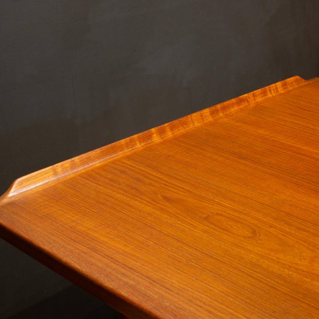 Sibast Møbler Mid-Century Arne Vodder for Sibast Model 209 Executive Desk c.1955 For Sale - Image 4 of 17
