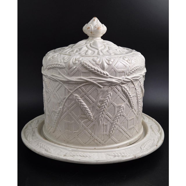Antique Victorian White Ironstone Cheese Dome and Stand in Wheat and Lattice, 1875 For Sale - Image 4 of 16