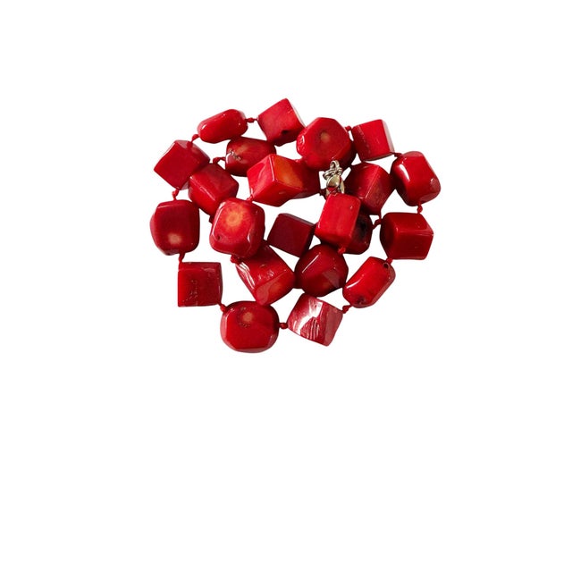 Vintage Nepalese Natural Red Coral Beads Chocker Necklace 25 Beads For Sale In New York - Image 6 of 8