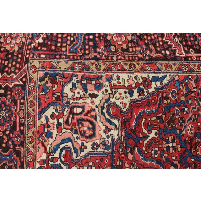 1950s Semi-Vintage Heriz Rug- 9′6″ × 13′3″ For Sale - Image 9 of 13