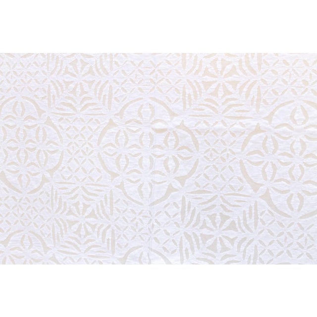 1990s Peony Circle Cotton Applique Bedcover For Sale - Image 5 of 7