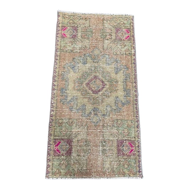 Turkish Yastik Rug 1'7" x 3' For Sale