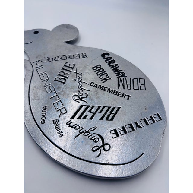 Mid-Century Modern 1970s Whimsical Smiling Mouse Cheeseboard With Cheese Varieties For Sale - Image 3 of 6